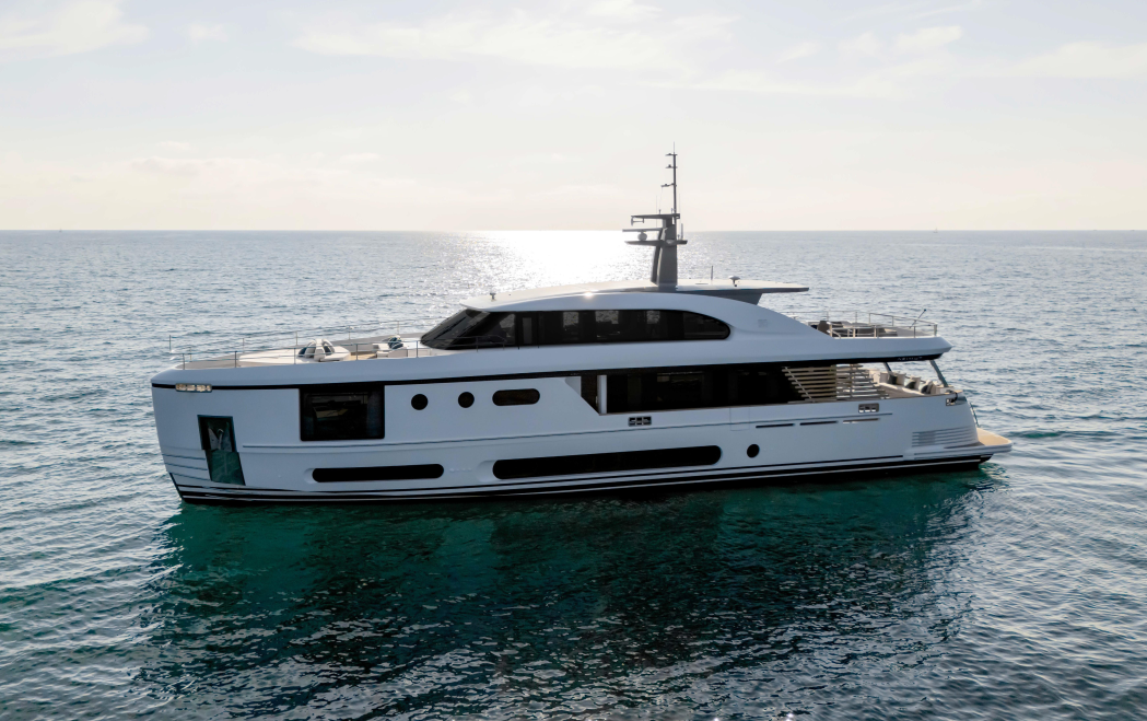 AZIMUT MAGELLANO 30M